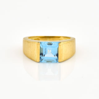 Ring aus 750 Gelbgold mit Topas, nachhaltiger second hand Schmuck perfekt aufgearbeitet