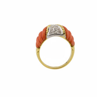 Korallenring aus 750 Gelb- und Weißgold mit Diamant, nachhaltiger second-hand Schmuck perfekt aufgearbeitet