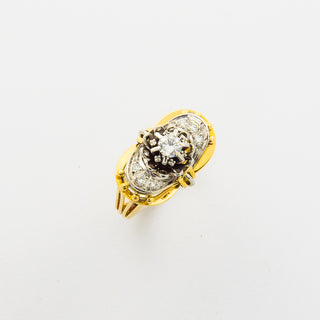 Brillantring aus 750 Gelb- und Weißgold, nachhaltiger second hand Schmuck perfekt aufgearbeitet