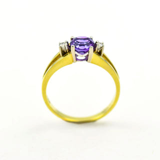 Ring aus 585 Gelb- und Weißgold mit Amethyst und Brillant, nachhaltiger second hand Schmuck perfekt aufgearbeitet