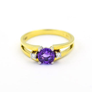 Ring aus 585 Gelb- und Weißgold mit Amethyst und Brillant, nachhaltiger second hand Schmuck perfekt aufgearbeitet