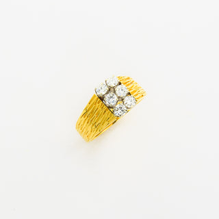 Ring aus 750 Gelb- und Weißgold mit Brillant, nachhaltiger second hand Schmuck perfekt aufgearbeitet