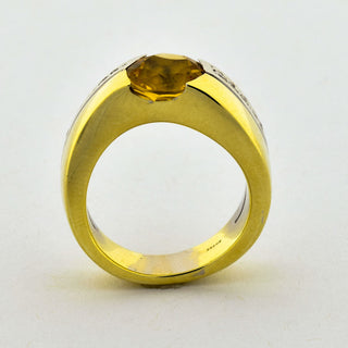Ring aus 585 Gelb- und Weißgold mit Citrin und Brillant, nachhaltiger second hand Schmuck perfekt aufgearbeitet