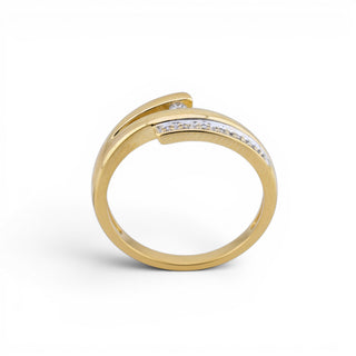 Brillantring aus 585 Gelb- und Weißgold mit Diamant, nachhaltiger second-hand Schmuck perfekt aufgearbeitet