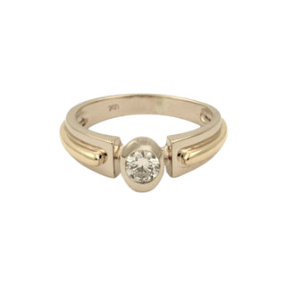 Brillantring aus 750 Gelb- und Weißgold, nachhaltiger second-hand Schmuck perfekt aufgearbeitet