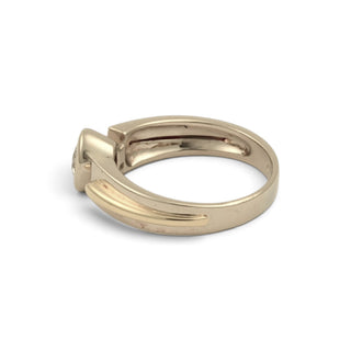 Brillantring aus 750 Gelb- und Weißgold, nachhaltiger second-hand Schmuck perfekt aufgearbeitet