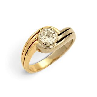 Brillantring aus 750 Gelb- und Weißgold, nachhaltiger second-hand Schmuck perfekt aufgearbeitet