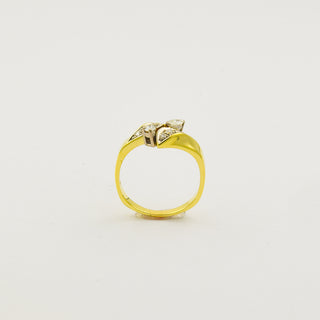 Ring aus 585 Gelb- und Weißgold mit Diamant und Brillant, nachhaltiger second hand Schmuck perfekt aufgearbeitet