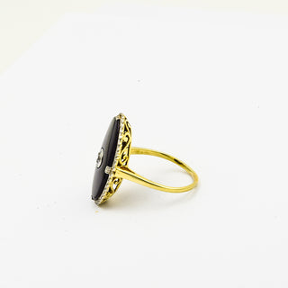 Ring aus 585 Gelb- und Weißgold mit Onyx und Diamant, nachhaltiger second hand Schmuck perfekt aufgearbeitet