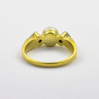 Ring aus 585 Gelb- und Weißgold mit Perle und Diamant, hochwertiger second hand Schmuck perfekt aufgearbeitet