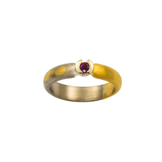 Rubinring aus 750 Gelb- und Weißgold, nachhaltiger second hand Schmuck perfekt aufgearbeitet