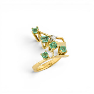 Smaragdring aus 750 Gelb- und Weißgold mit Brillant, nachhaltiger second-hand Schmuck perfekt aufgearbeitet