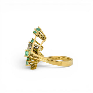 Smaragdring aus 750 Gelb- und Weißgold mit Brillant, nachhaltiger second-hand Schmuck perfekt aufgearbeitet