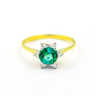 Ring aus 585 Gelb- und Weißgold mit Turmalin und Diamant, nachhaltiger second hand Schmuck perfekt aufgearbeitet