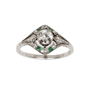 Brillantring aus Platin mit Diamant und Smaragd, nachhaltiger second hand Schmuck perfekt aufgearbeitet