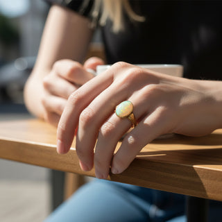Ring aus 585 Roségold mit Opal, nachhaltiger second-hand Schmuck perfekt aufgearbeitet