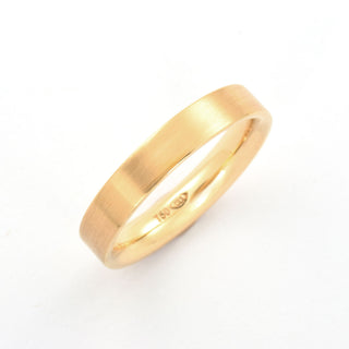 Ring aus 750 Rotgold, nachhaltiger second hand Schmuck perfekt aufgearbeitet