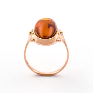 Ring aus 583 Rotgold mit Bernstein, nachhaltiger second hand Schmuck perfekt aufgearbeitet