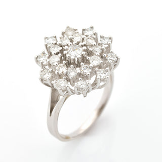 Brillantring Schneeflocke aus 585 Weißgold, nachhaltiger second hand Schmuck perfekt aufgearbeitet