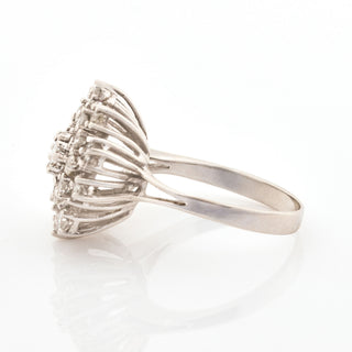 Brillantring Schneeflocke aus 585 Weißgold, nachhaltiger second hand Schmuck perfekt aufgearbeitet