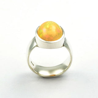 Ring aus 925 Silber mit Opal, nachhaltiger second hand Schmuck perfekt aufgearbeitet