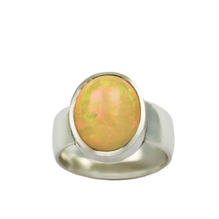 Ring aus 925 Silber mit Opal, nachhaltiger second hand Schmuck perfekt aufgearbeitet