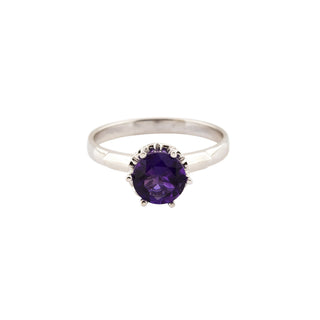 Ring aus 585 Weißgold mit Amethyst, nachhaltiger second hand Schmuck perfekt aufgearbeitet
