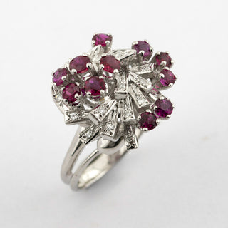 Rubinring aus 750 Weißgold mit Brillant, nachhaltiger second hand Schmuck perfekt aufgearbeitet