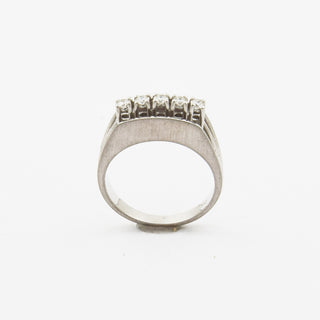 Brillantring aus 585 Weißgold, nachhaltiger second hand Schmuck perfekt aufgearbeitet