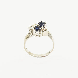 Saphirring aus 585 Weißgold mit Brillant, nachhaltiger second hand Schmuck perfekt aufgearbeitet