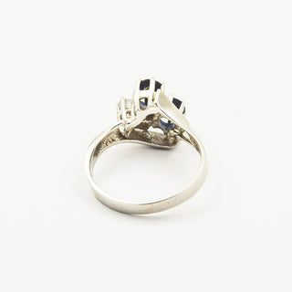 Saphirring aus 585 Weißgold mit Brillant, nachhaltiger second hand Schmuck perfekt aufgearbeitet