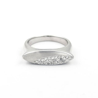 Brillantring aus 585 Weißgold, nachhaltiger second hand Schmuck perfekt aufgearbeitet