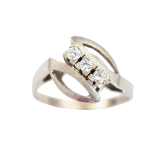 Brillantring aus 585 Weißgold, nachhaltiger second hand Schmuck perfekt aufgearbeitet