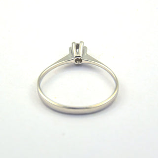 Ring aus 585 Weißgold mit Brillant, nachhaltiger second hand Schmuck perfekt aufgearbeitet