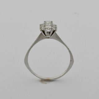 Brillantring aus 750 Weißgold, nachhaltiger second hand Schmuck perfekt aufgearbeitet