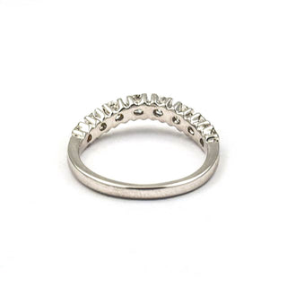 Ring aus 750 Weißgold mit Brillant, nachhaltiger second hand Schmuck perfekt aufgearbeitet
