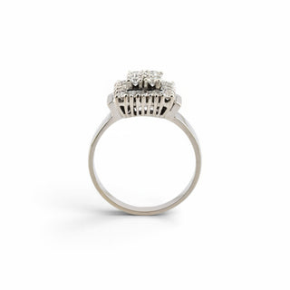 Brillantring aus 750 Weißgold mit Diamant, nachhaltiger second-hand Schmuck perfekt aufgearbeitet