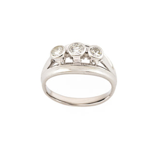 Brillantring aus 585 Weißgold, nachhaltiger second hand Schmuck perfekt aufgearbeitet