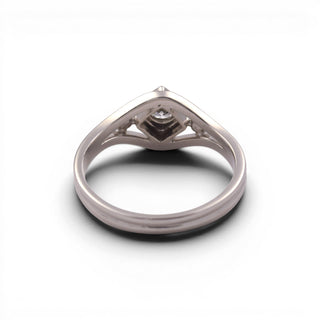 Brillantring aus 585 Weißgold, nachhaltiger second hand Schmuck perfekt aufgearbeitet