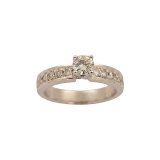 Brillantring aus 750 Weißgold, nachhaltiger second hand Schmuck perfekt aufgearbeitet