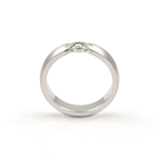 Brillantring aus 585 Weißgold, nachhaltiger second hand Schmuck perfekt aufgearbeitet