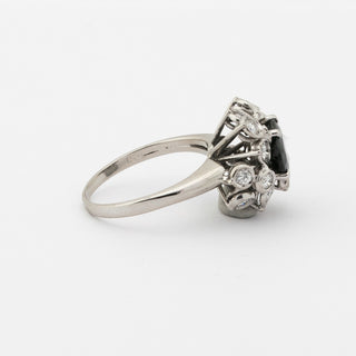 Saphirring aus 750 Weißgold mit Brillant, nachhaltiger second hand Schmuck perfekt aufgearbeitet