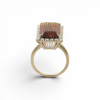 Ring aus 750 Weißgold mit Citrin und Diamant, nachhaltiger second-hand Schmuck perfekt aufgearbeitet