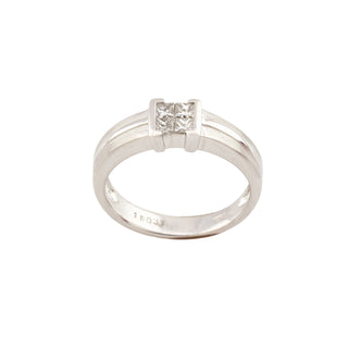 Diamantring aus 750 Weißgold, nachhaltiger second hand Schmuck perfekt aufgearbeitet