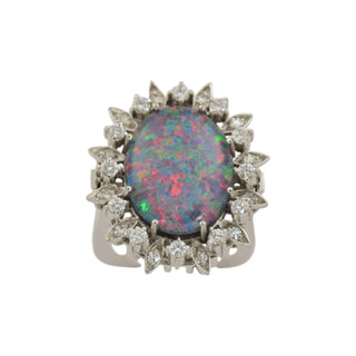 Ring aus 750 Weißgold mit Opal, Brillant und Diamant, nachhaltiger second-hand Schmuck perfekt aufgearbeitet