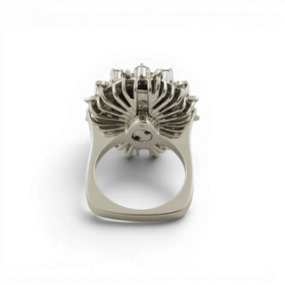 Ring aus 750 Weißgold mit Opal, Brillant und Diamant, nachhaltiger second-hand Schmuck perfekt aufgearbeitet