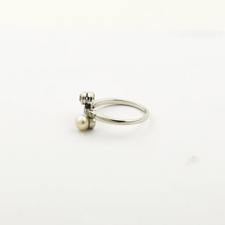 Ring aus 585 Weißgold mit Perle, Diamant und Brillant, nachhaltiger second hand Schmuck perfekt aufgearbeitet