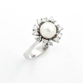 Perlenring aus 750 Weißgold mit Brillant, nachhaltiger second hand Schmuck perfekt aufgearbeitet