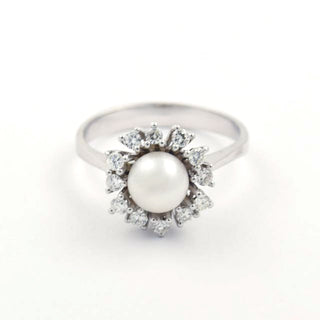 Perlenring aus 750 Weißgold mit Brillant, nachhaltiger second hand Schmuck perfekt aufgearbeitet