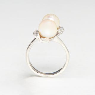 Perlenring aus 585 Weißgold mit Brillant, nachhaltiger second hand Schmuck perfekt aufgearbeitet